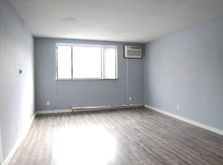 3050 8th St APT 2, Marion, IA 52302