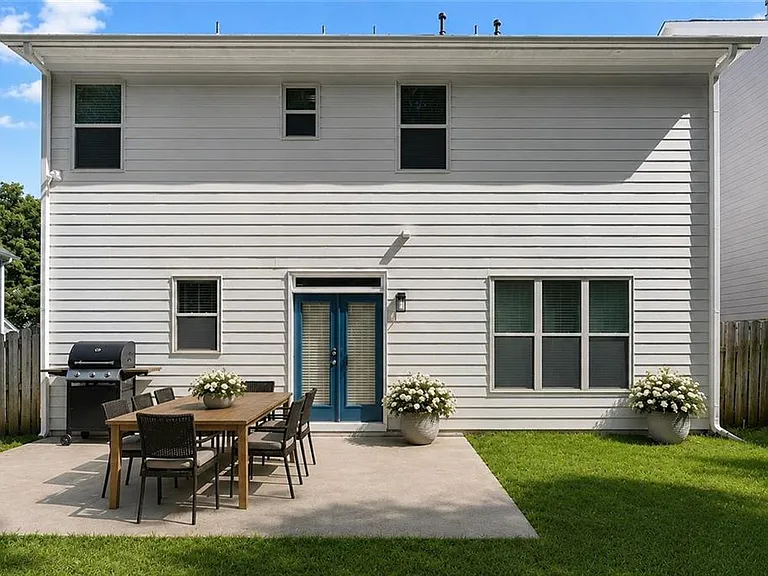 2770 Prado Ln — Photo 41