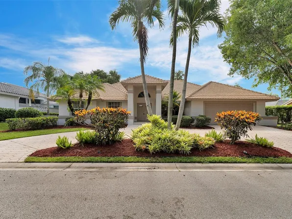 1705 Eagle Trace Blvd W, Pompano Beach, FL 33071