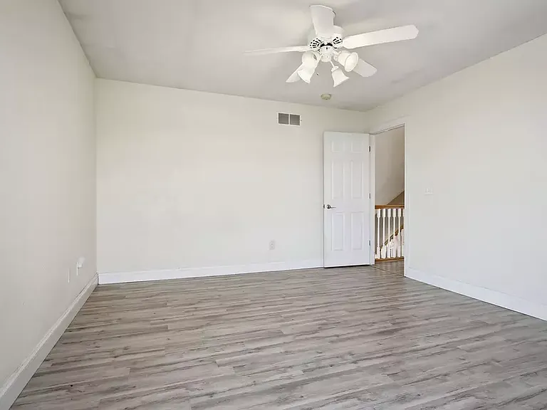 1831 Marina Dr — Photo 9