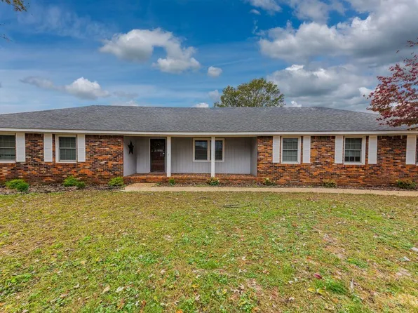 806 Edison Ave, Muscle Shoals, AL 35661