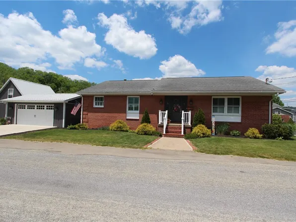 301 W Loyalhanna St, Ligonier, PA 15658