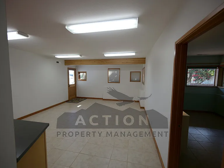 23 Karie Ct — Photo 44