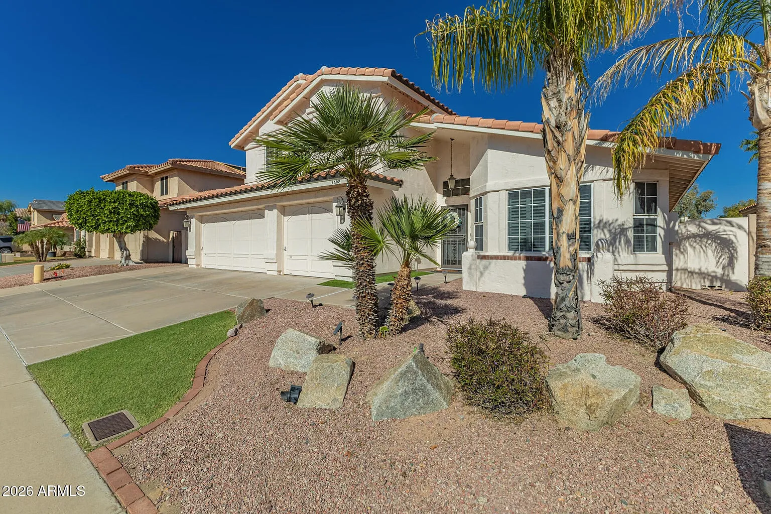 4 bed, 2719 sqft, $3,200 — Photo 1