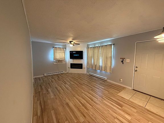 4th image of 3029 14th St