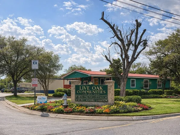 2250 Ashberry Ave, New Braunfels, TX 78130