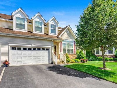 30 Pebble Beach Rd, Medford, NY, 11763