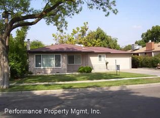 1332 W Robinson Ave, Fresno, CA
