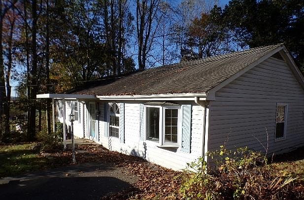 1st image of 318 Halstead St