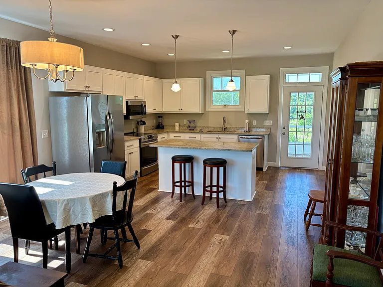 310 Big Pine Rd — Photo 5