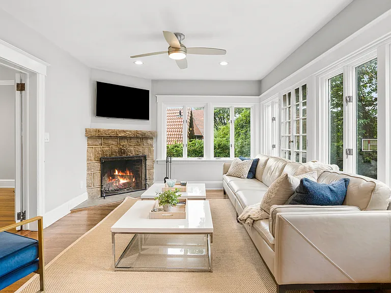 20 Elk Ave — Photo 6