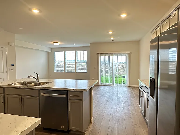 2204 Horseshoe Cir — Photo 7