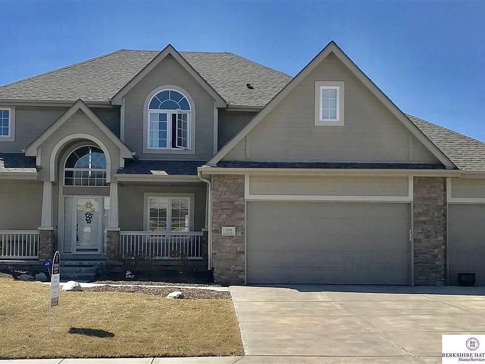 1st image of 5508 N 154th St