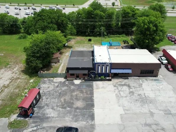 15090 Fort Campbell Blvd, Oak Grove, KY 42262