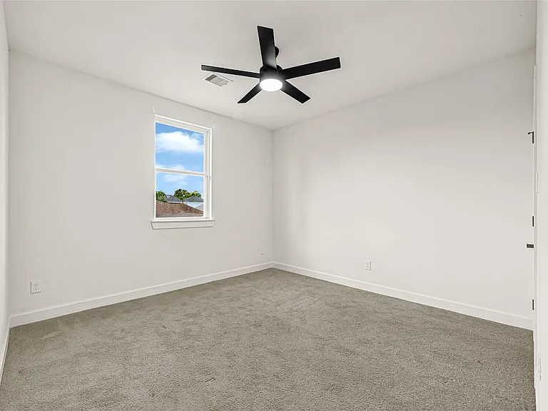 3613 Gano St — Photo 23