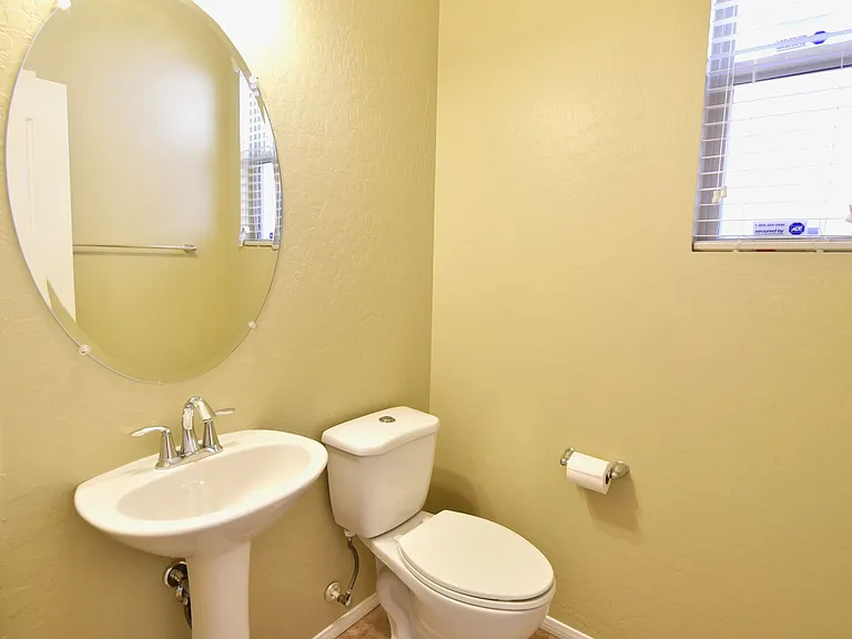 10318 Jolly Hill Ave — Photo 9