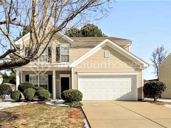 107 Vance Crescent Dr, Mooresville, NC 28117