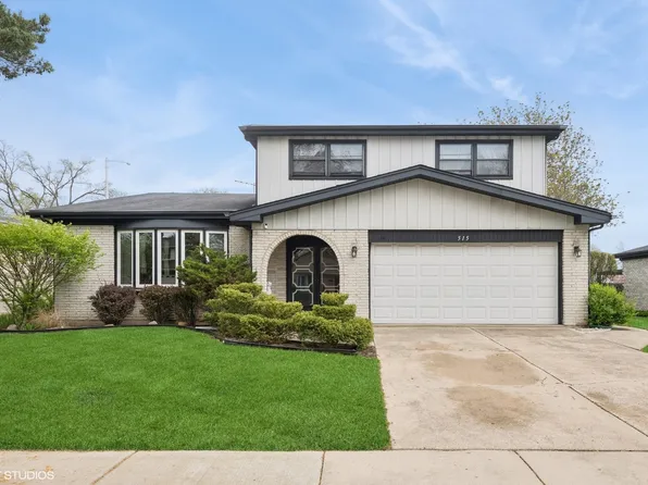 515 S Inner Circle Dr, Mount Prospect, IL 60056