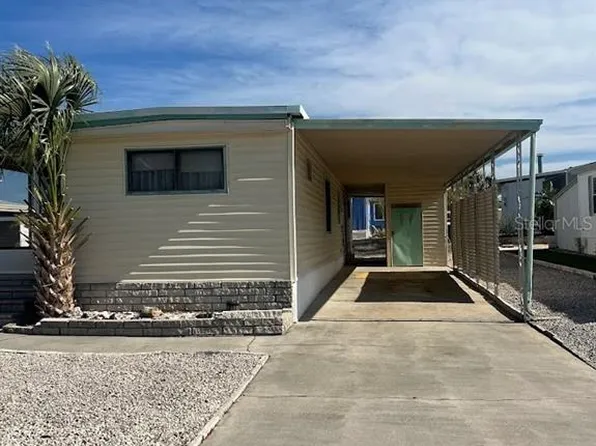 12114 Horseshoe Ln, Hudson, FL 34667