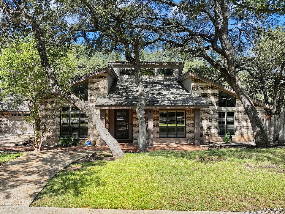 1st image of 13151 N HUNTERS CIR
