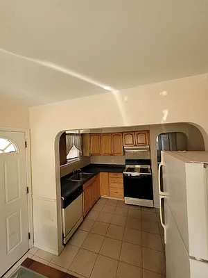 Rented by Rescue Realty LLC | media 17