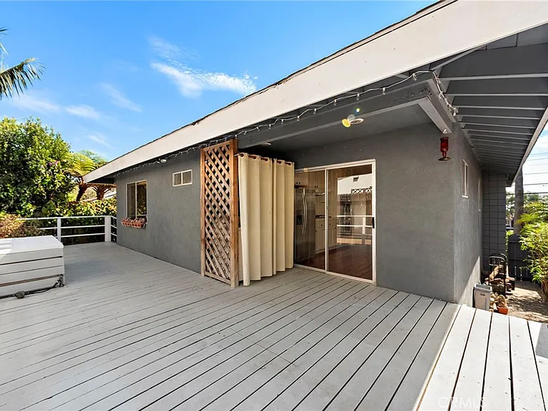 31616 Virginia Way — Photo 11