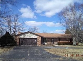 310 Knoll Rd, Belvidere, IL 61008