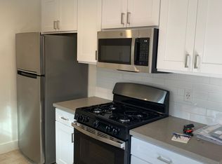 289 Ogle St #B, Costa Mesa, CA 92627