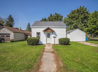 719 N Cass Ave, Vassar, MI
