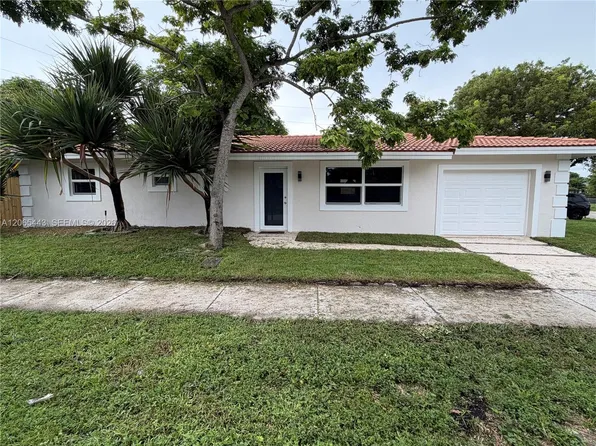 110 NE 17th Ct, Pompano Beach, FL 33060