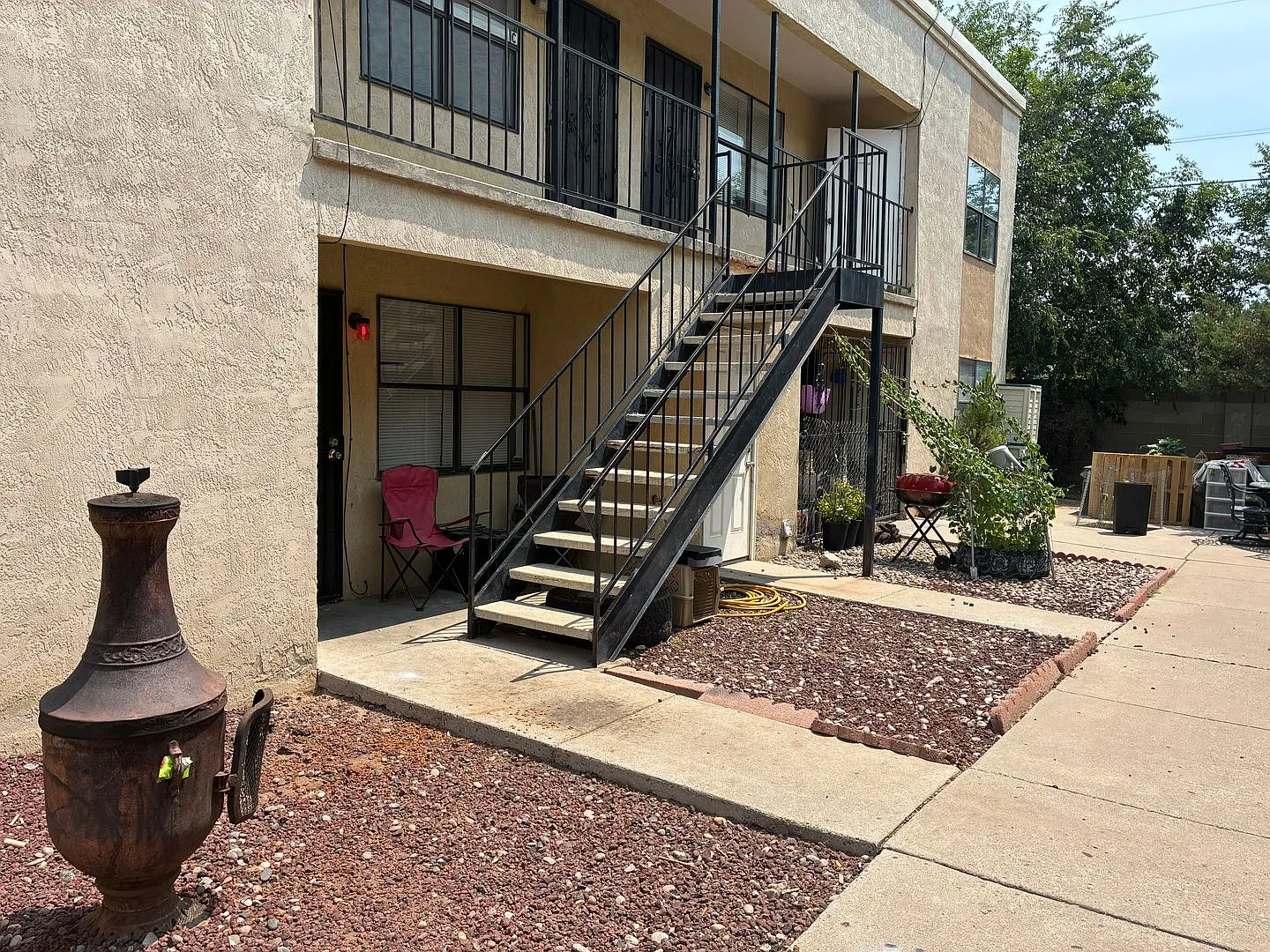 538 Ortiz SE — Photo 1