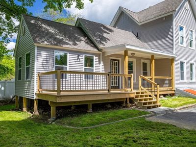 43 Oak Ave, Athol, MA, 01331