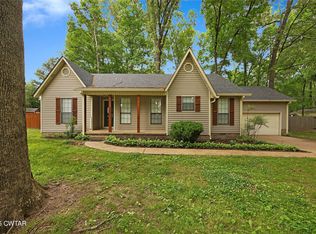 83 Carthage Rd, Jackson, TN 38305