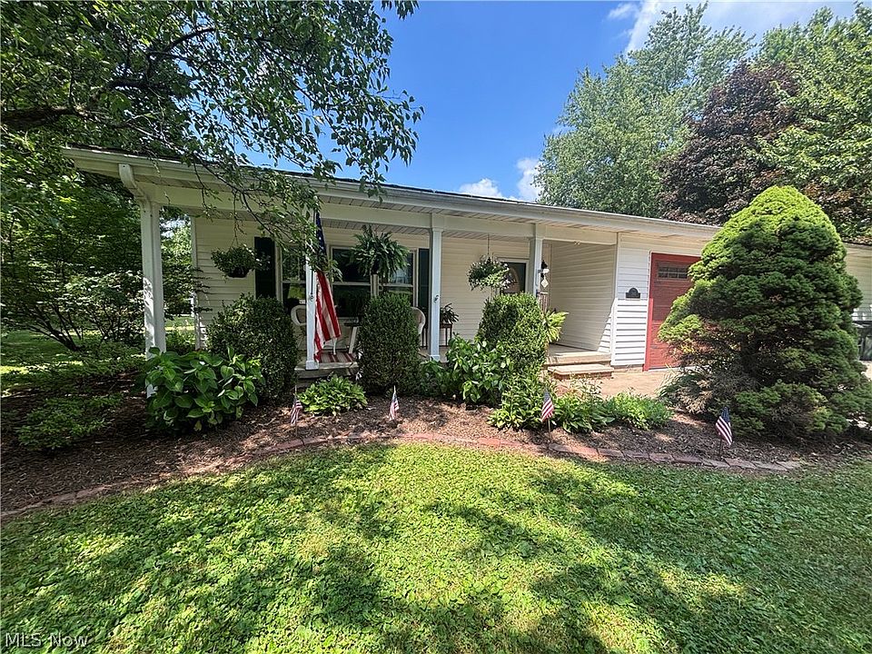 1st image of 385 Cochran Rd