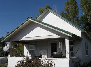 704 . 706 West First St, Big Spreings, NE 69122