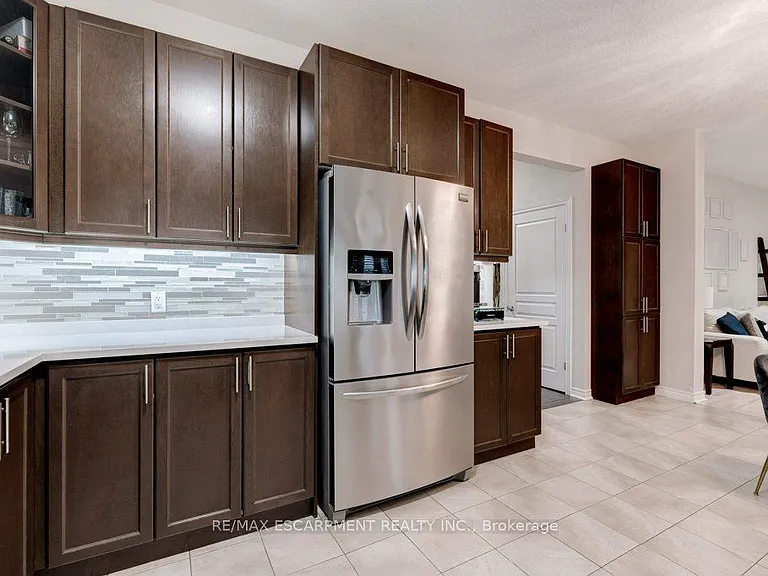 85 Showcase Dr #MAIN — Photo 25
