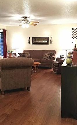 5th image of 50 Oxford Dr
