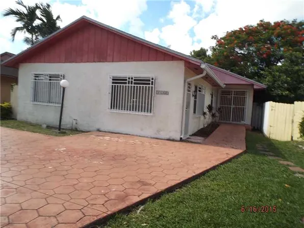 11249 SW 34th Ln, Miami, FL 33165