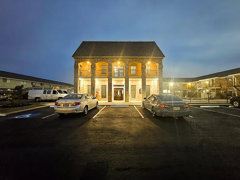 Leasing Office