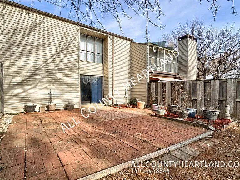 2030 Three Stars Rd — Photo 18