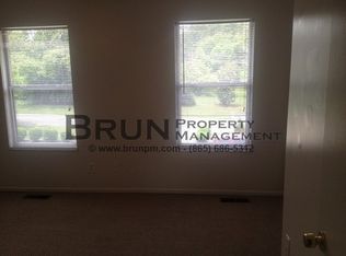 1104 Cedar Ln APT 2, Knoxville, TN 37912