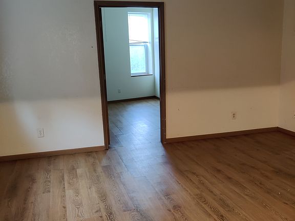 3rd image of 3612 S Broadway #3612