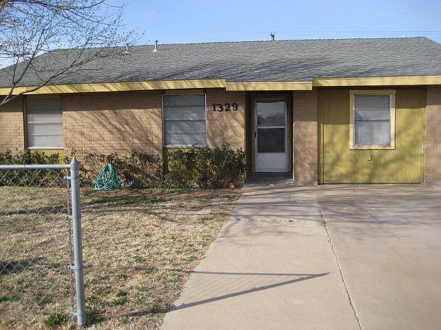 1st image of 1329 Zeneta Ave
