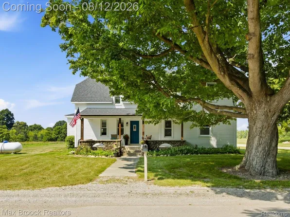 4217 Bricker Rd, Avoca, MI 48006