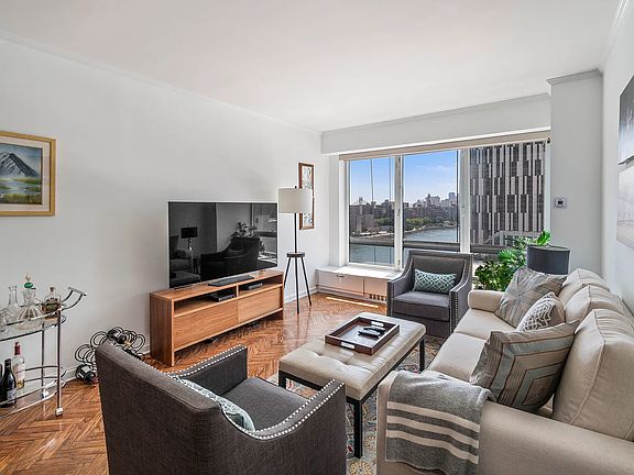 3rd image of 530 E 76th St APT 17B