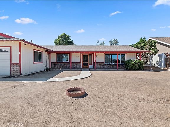 3rd image of 2977 Norco Dr