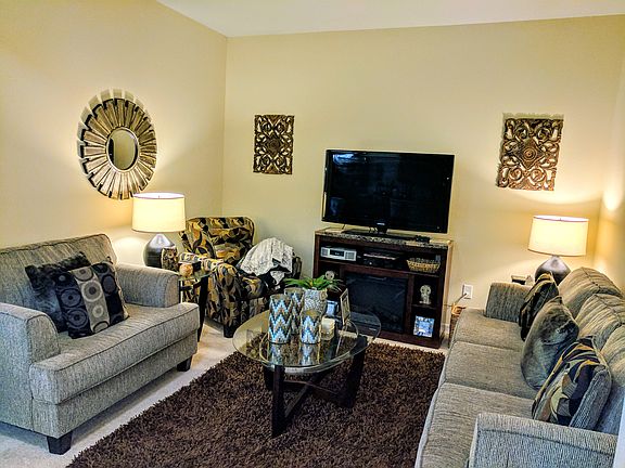 3rd image of 3205 Sonesta Ct