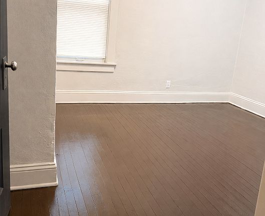 5th image of 3127-3129 N 28th St #3127