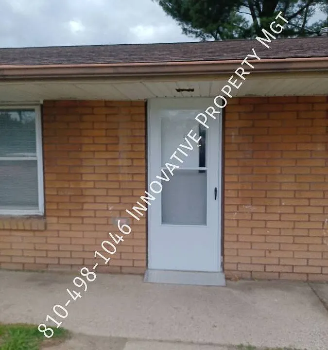 7351 N Dort Hwy #9