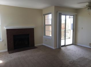 1009 S Miller St APT 104, Lakewood, CO 80226